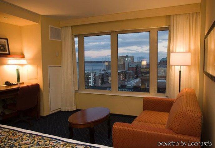 Courtyard By Marriott Downtown Hotel Halifax
